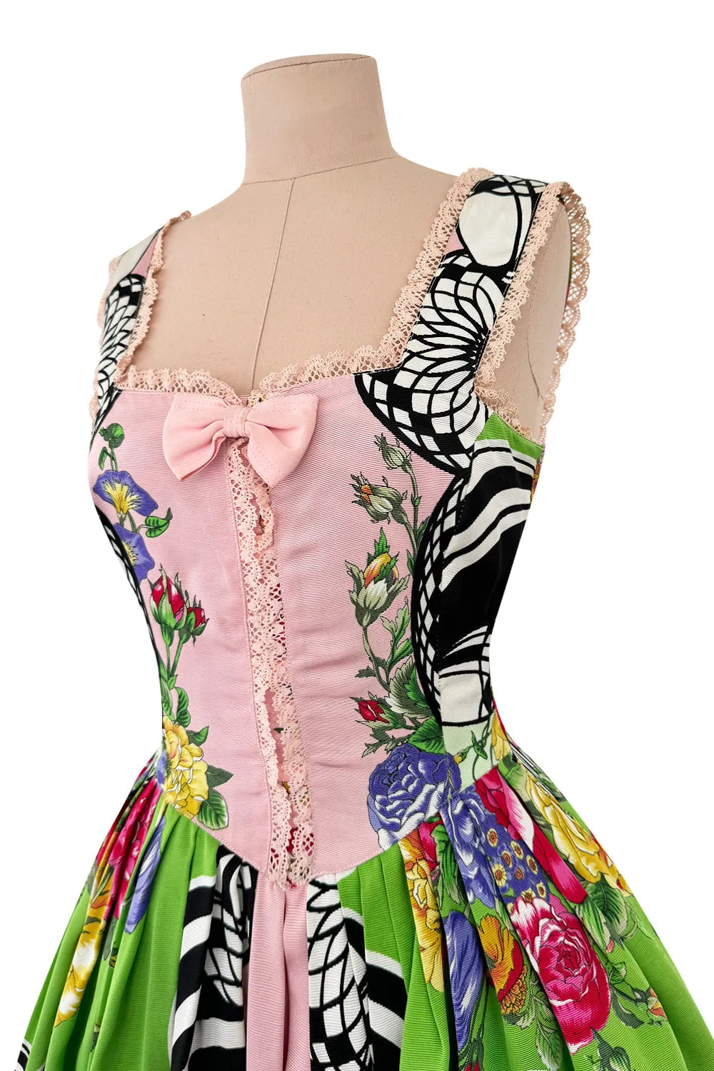 Dreamiest Spring 1992 Gianni Versace Versus Documented Pink Bow Detailed & Floral Print Dress