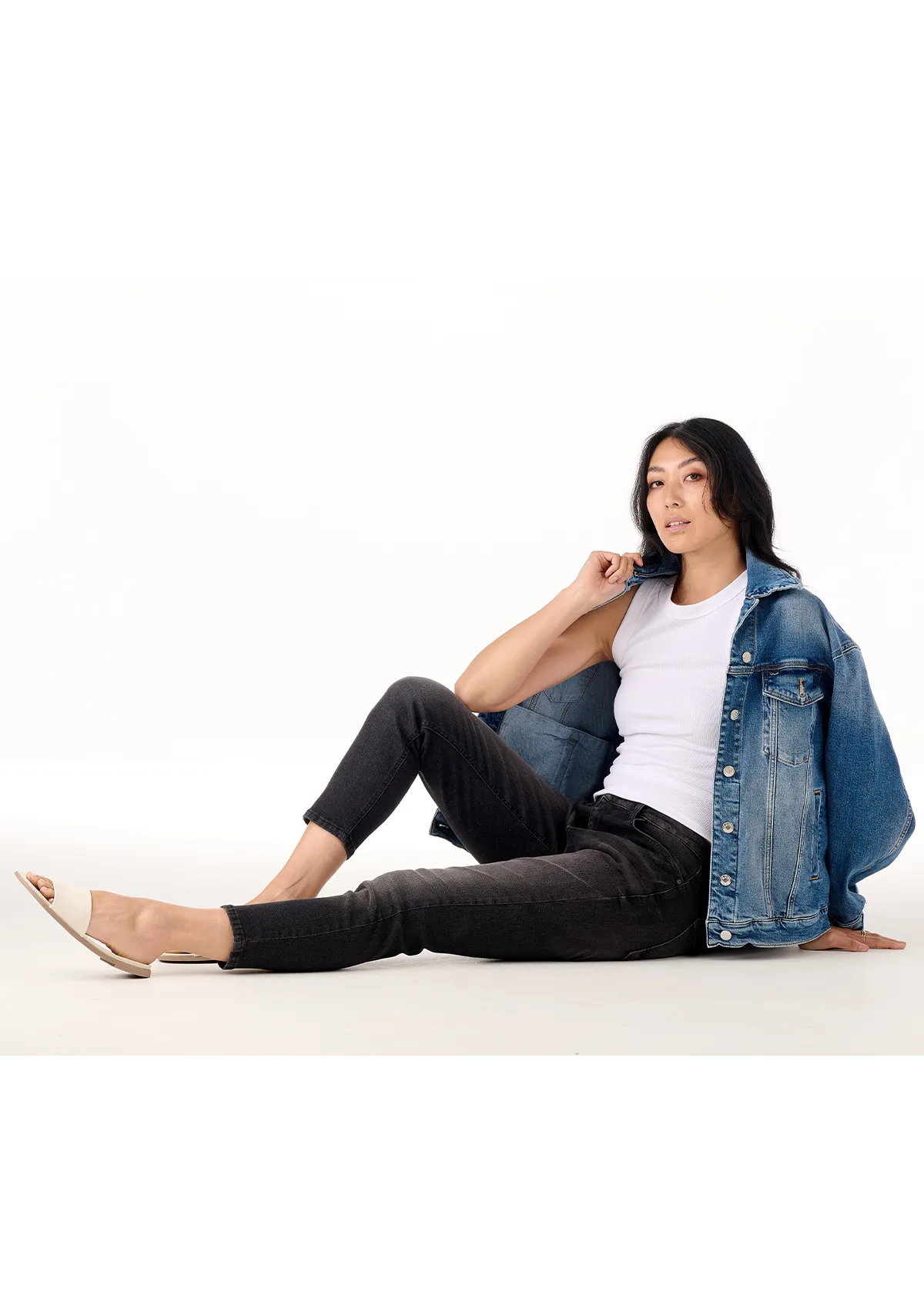 Eliana Zalie Undamaged Slim Boyfriend